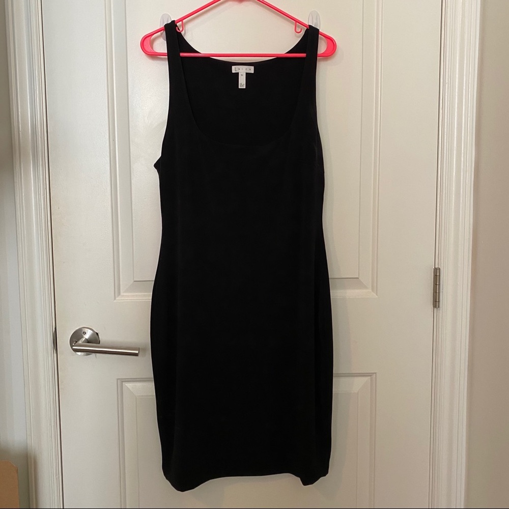 Body con little black dress